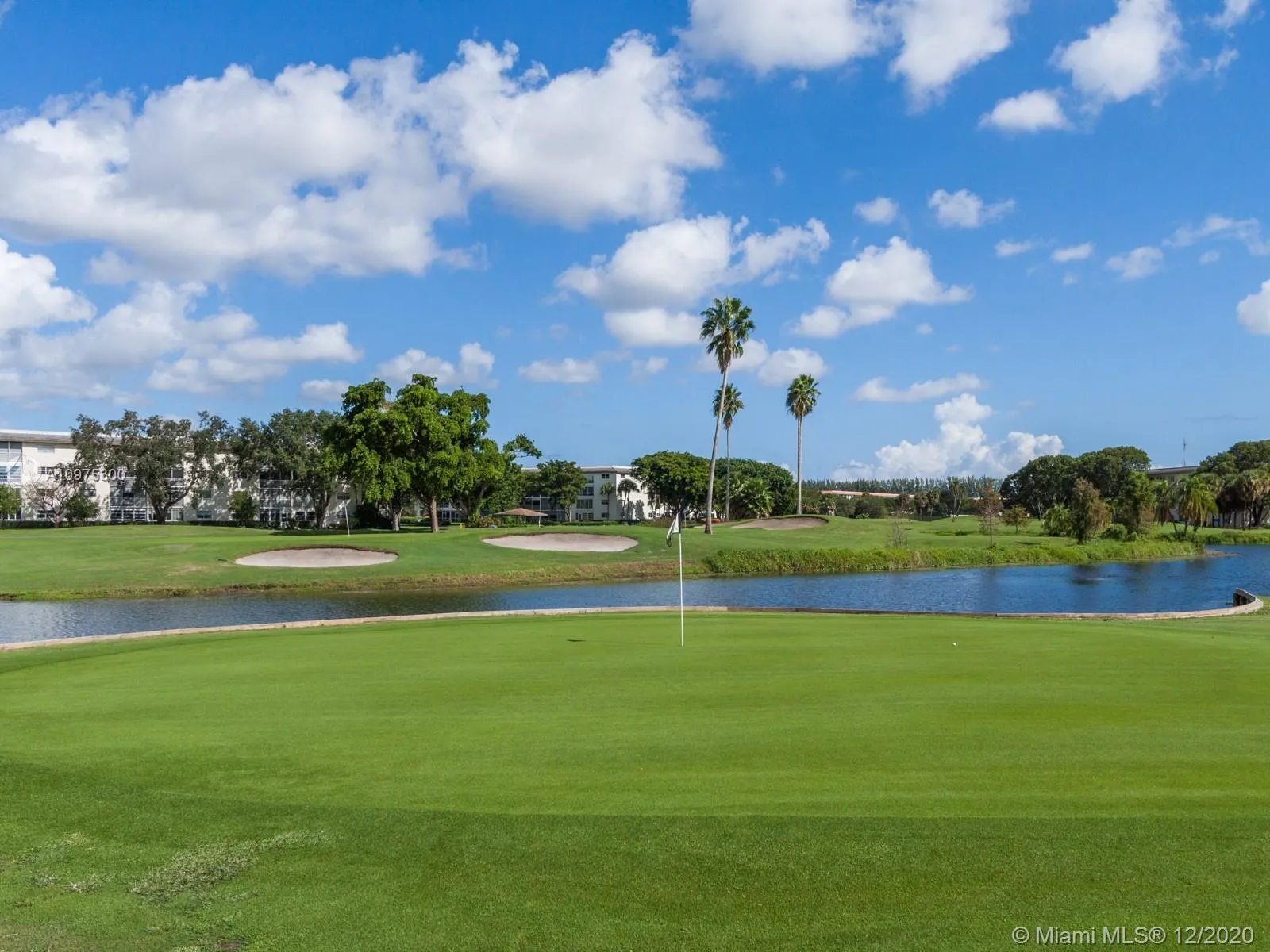 2304 Lucaya Ln # J4, Coconut Creek FL 33066