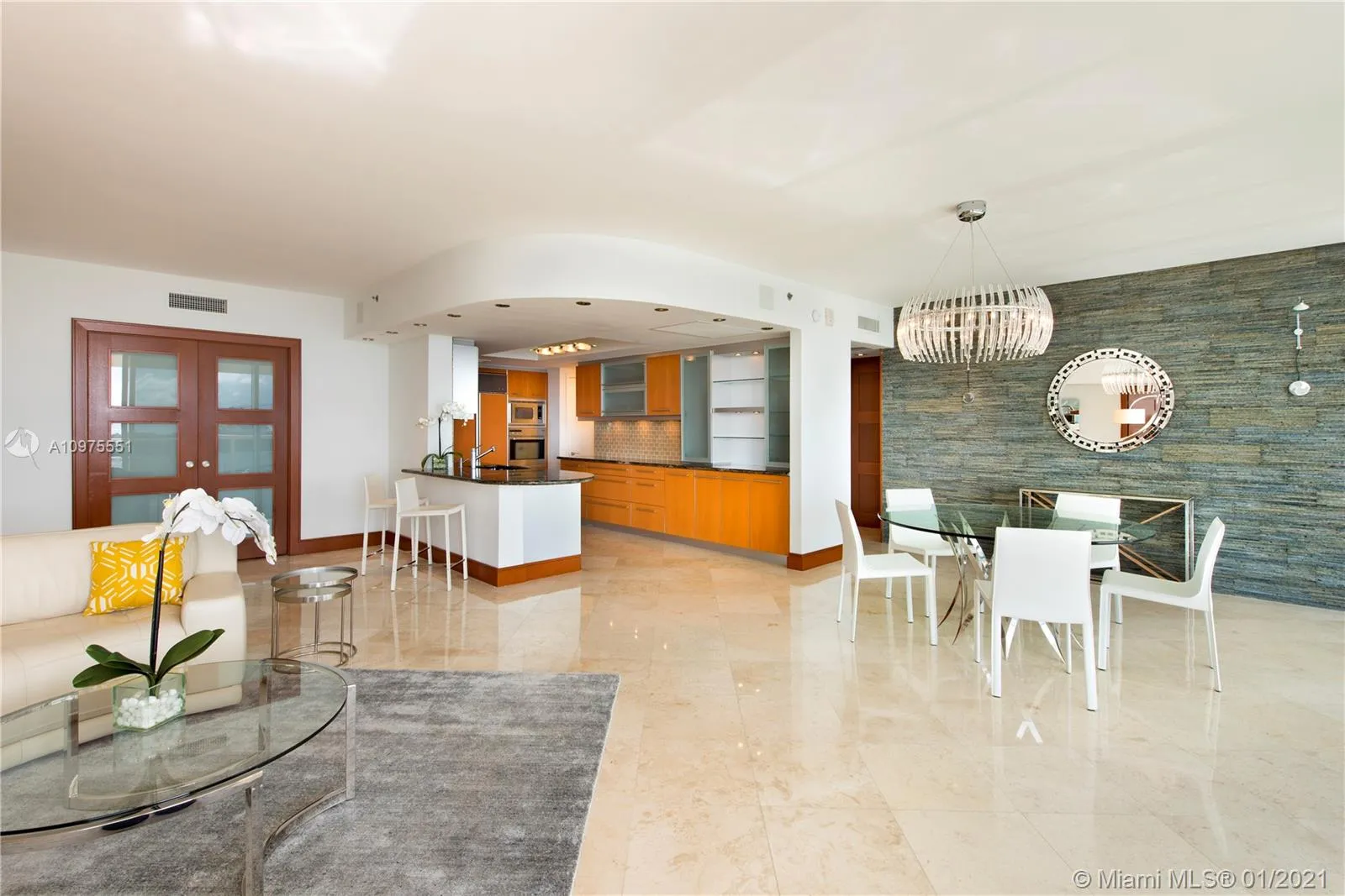 400 Alton Rd # 1106, Miami Beach FL 33139