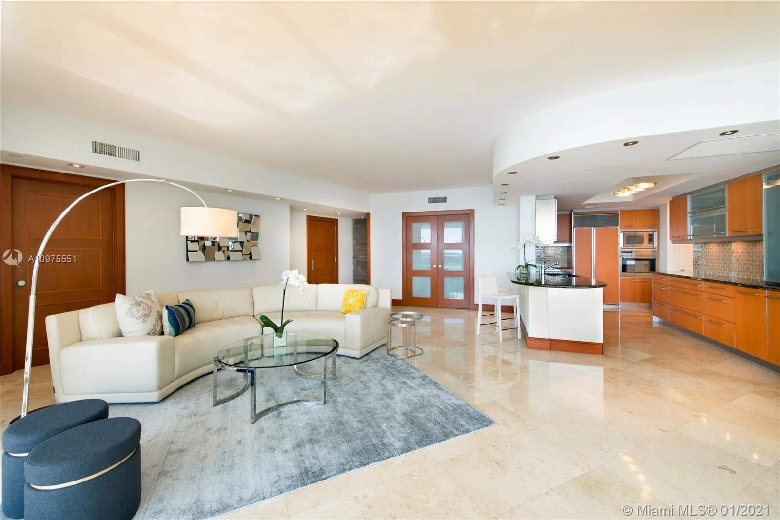 400 Alton Rd # 1106, Miami Beach FL 33139