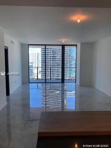 1 bedroom 1 bath for rent at 1000 Brickell Plz # 2514, Miami FL 33131