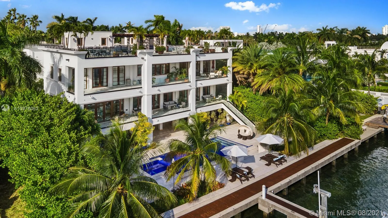 8 bedroom 9 bath for sale at 288 S Coconut Ln, Miami Beach FL 33139