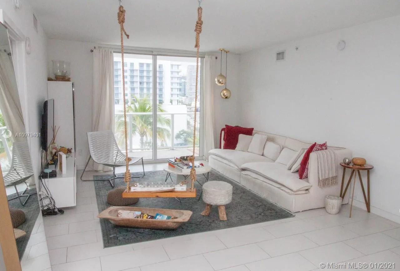 4250 Biscayne Blvd # 916, Miami FL 33137
