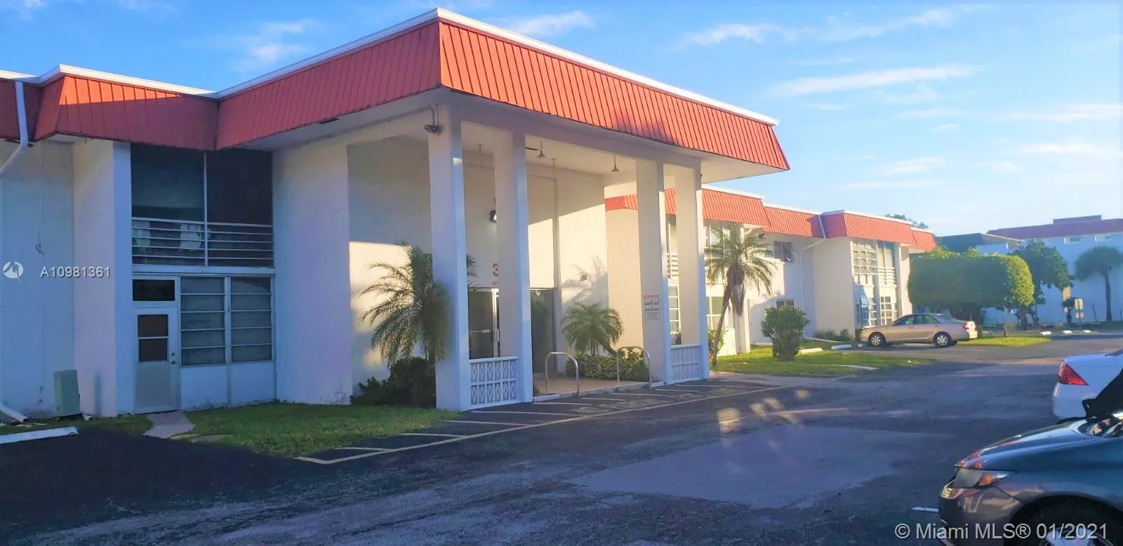 4881 NW 22nd St # B15, Lauderhill FL 33313