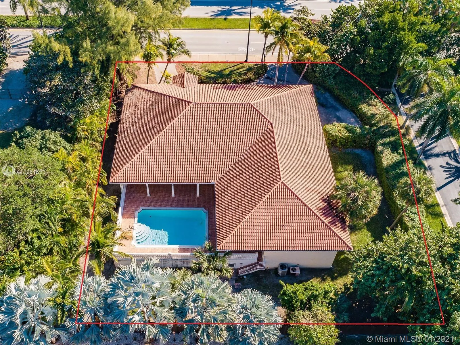 300 Ocean Blvd, Golden Beach FL 33160