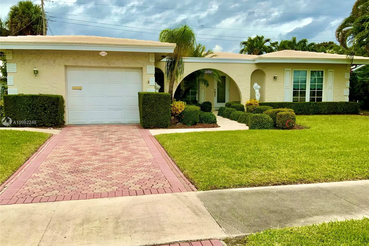 6505 NE 21st Ter, Fort Lauderdale FL 33308
