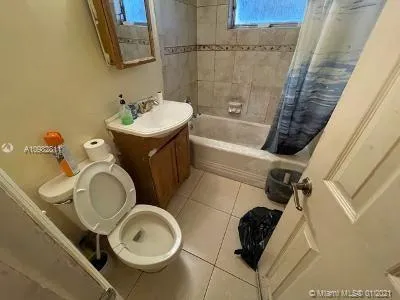 272 NW 30th Ter, Fort Lauderdale FL 33311