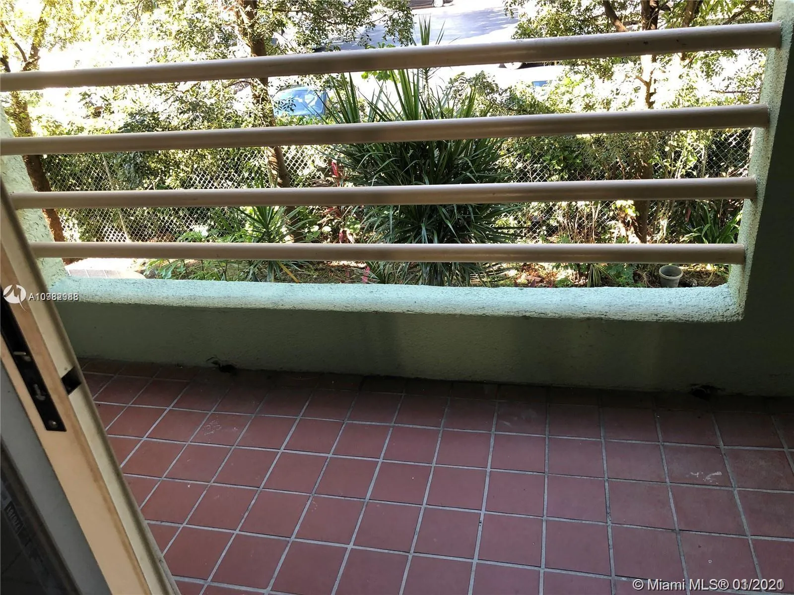 11133 NW 7th St # 3, Miami FL 33172