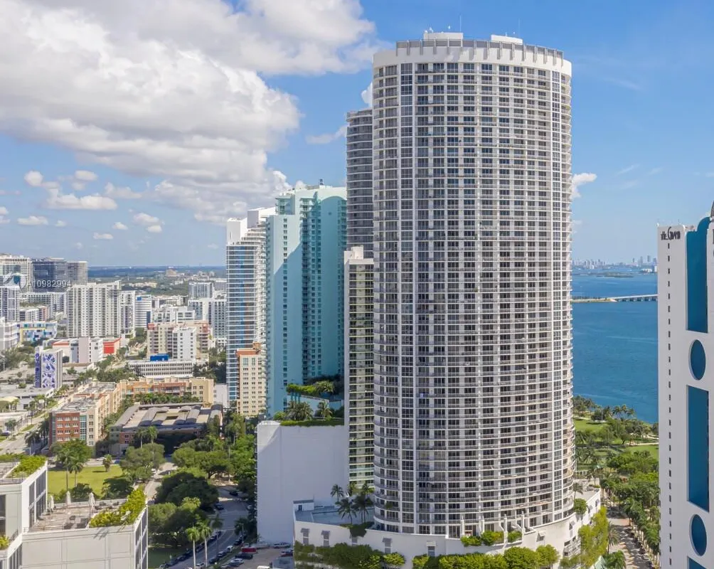 1750 N Bayshore Dr # 3210, Miami FL 33132
