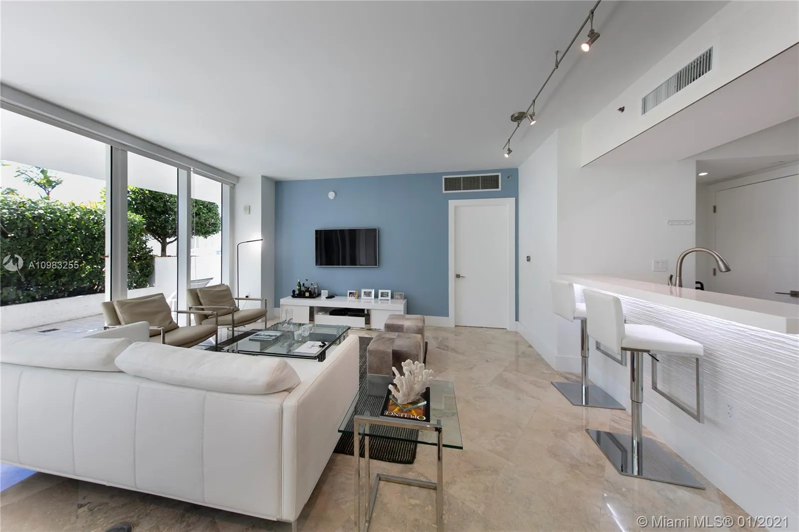 400 Alton Rd # 504, Miami Beach FL 33139