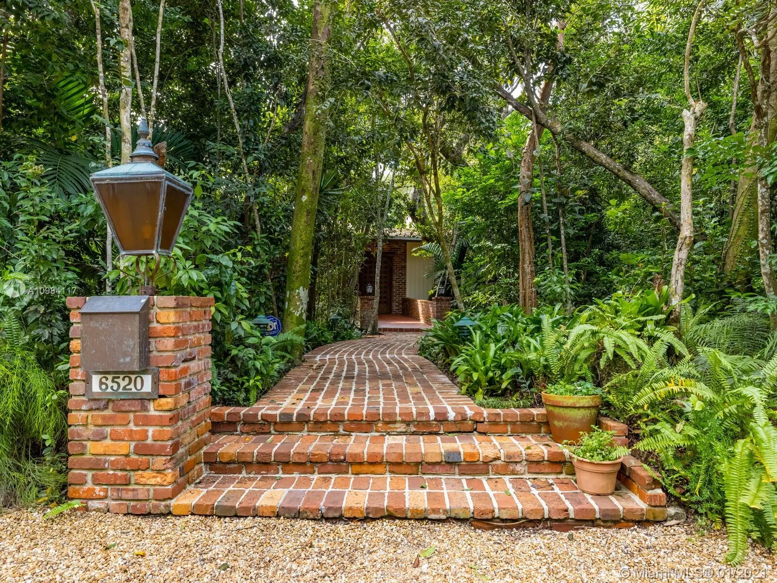 5 bedroom 4 bath for sale at 6520 SW 134th Dr, Pinecrest FL 33156