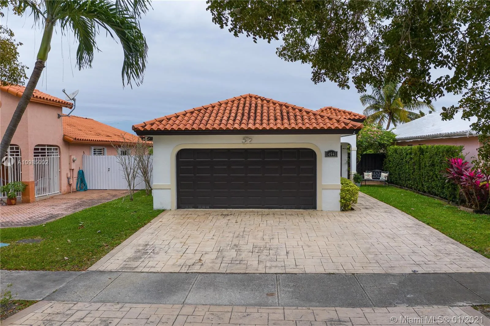 for sale at 1 SW 36th Ter, Kendall FL 33185