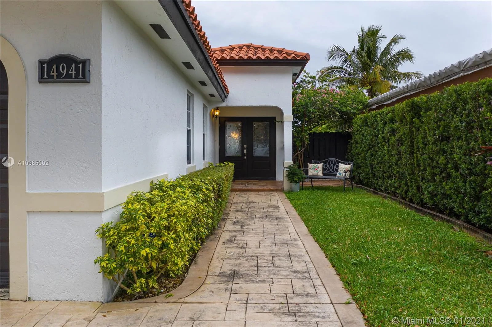 1 SW 36th Ter, Kendall FL 33185