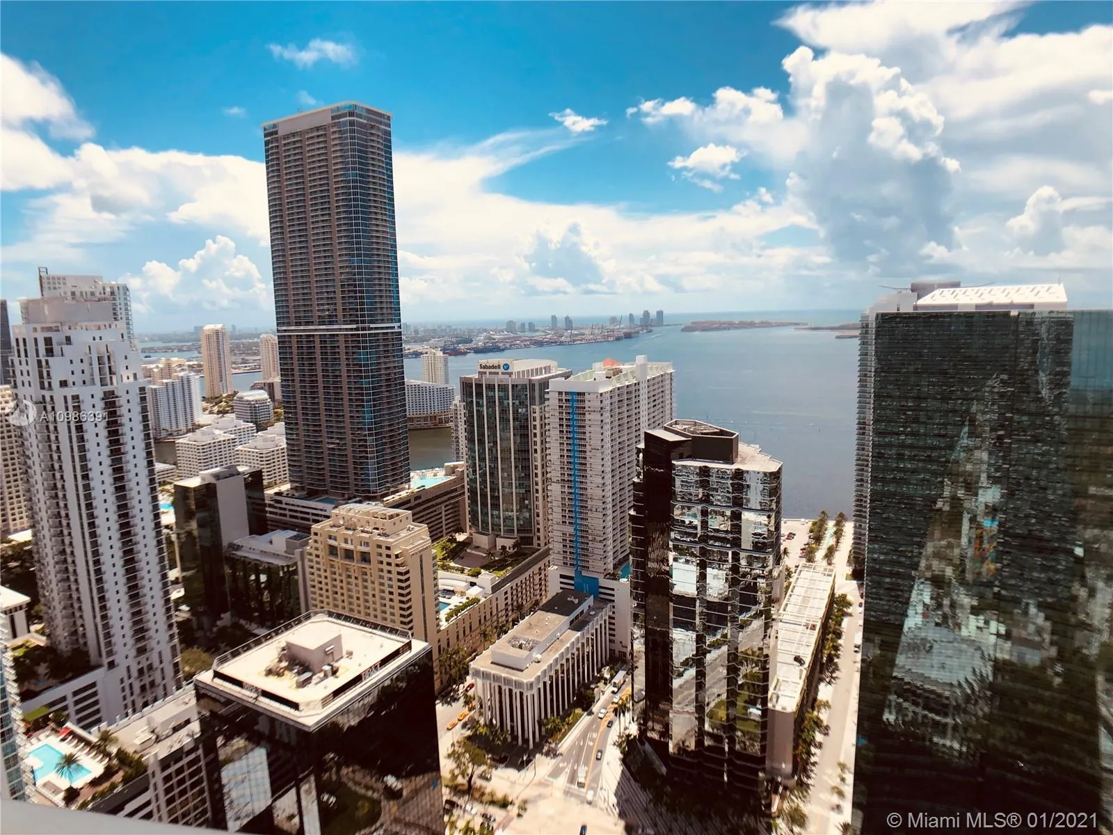 1300 S Miami Ave # 4702, Miami FL 33130