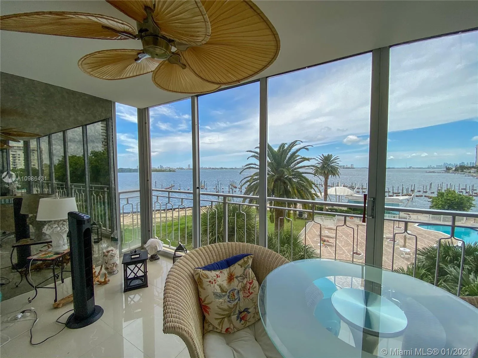 11111 Biscayne Blvd # 4F, Miami FL 33181