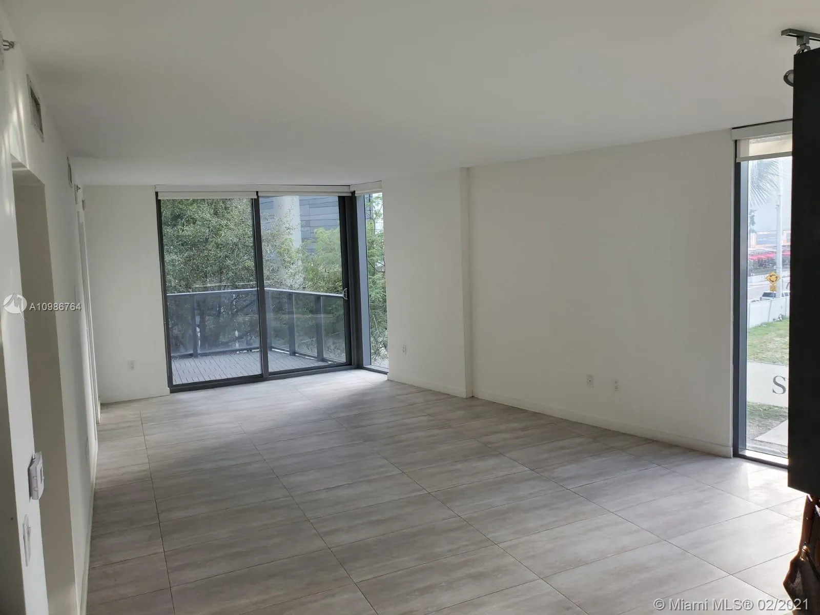 31 SE 6th St # 301, Miami FL 33131