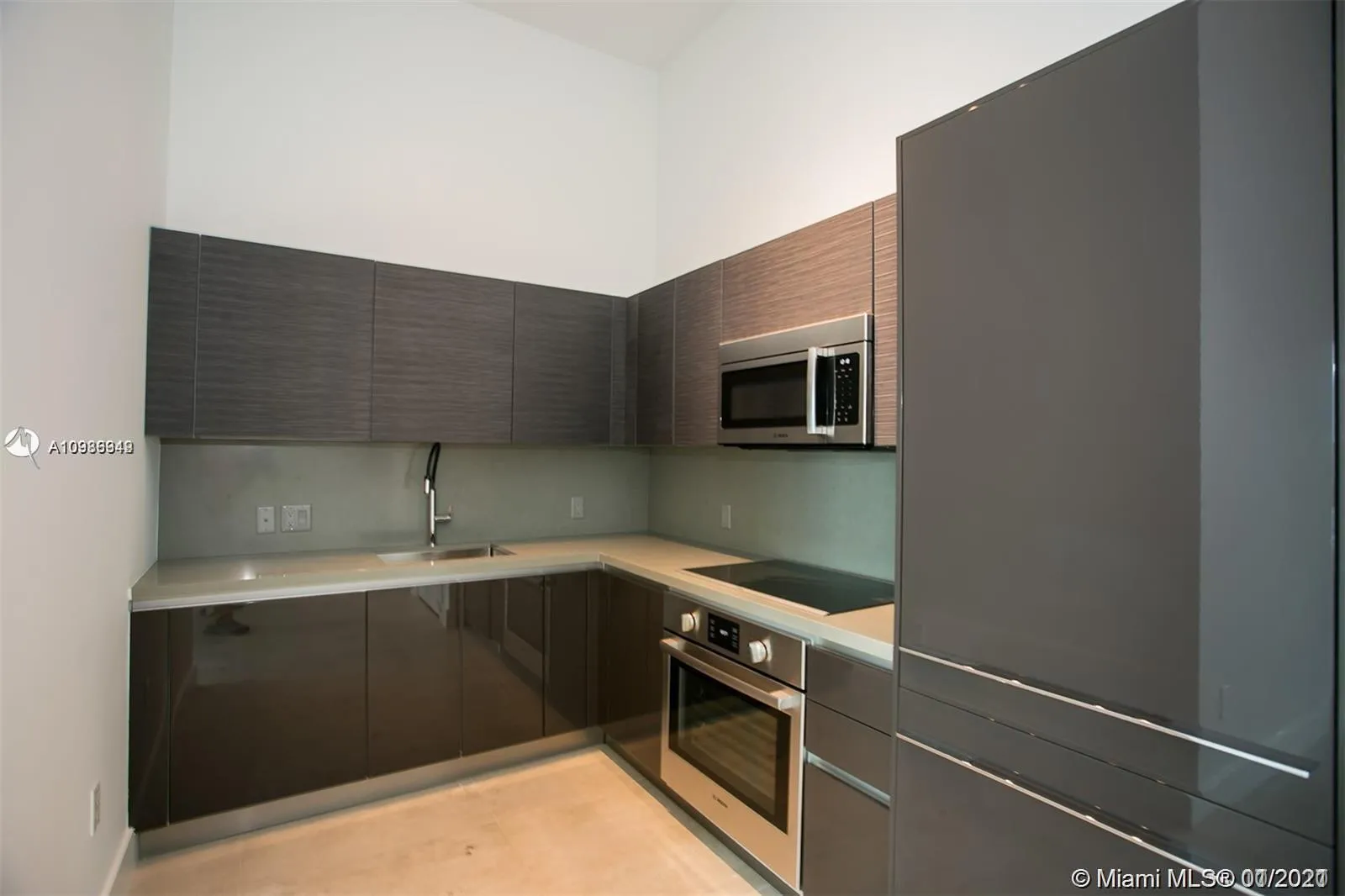 1080 Brickell Ave # 1107, Miami FL 33131