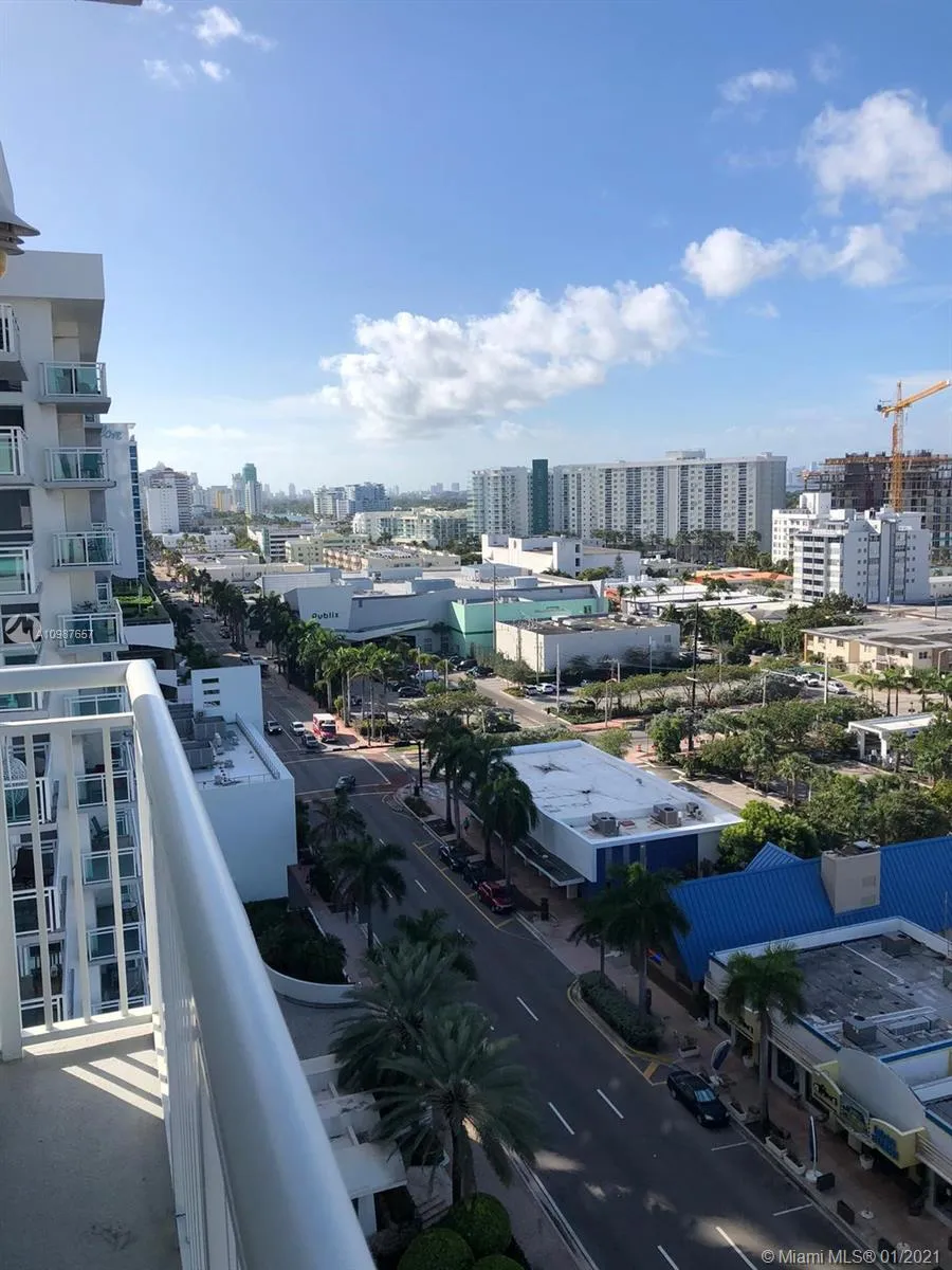 6969 Collins Ave # 1402, Miami Beach FL 33141