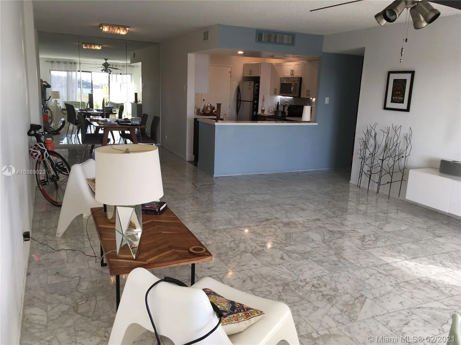 800 NE 195th St # 314, Miami FL 33179