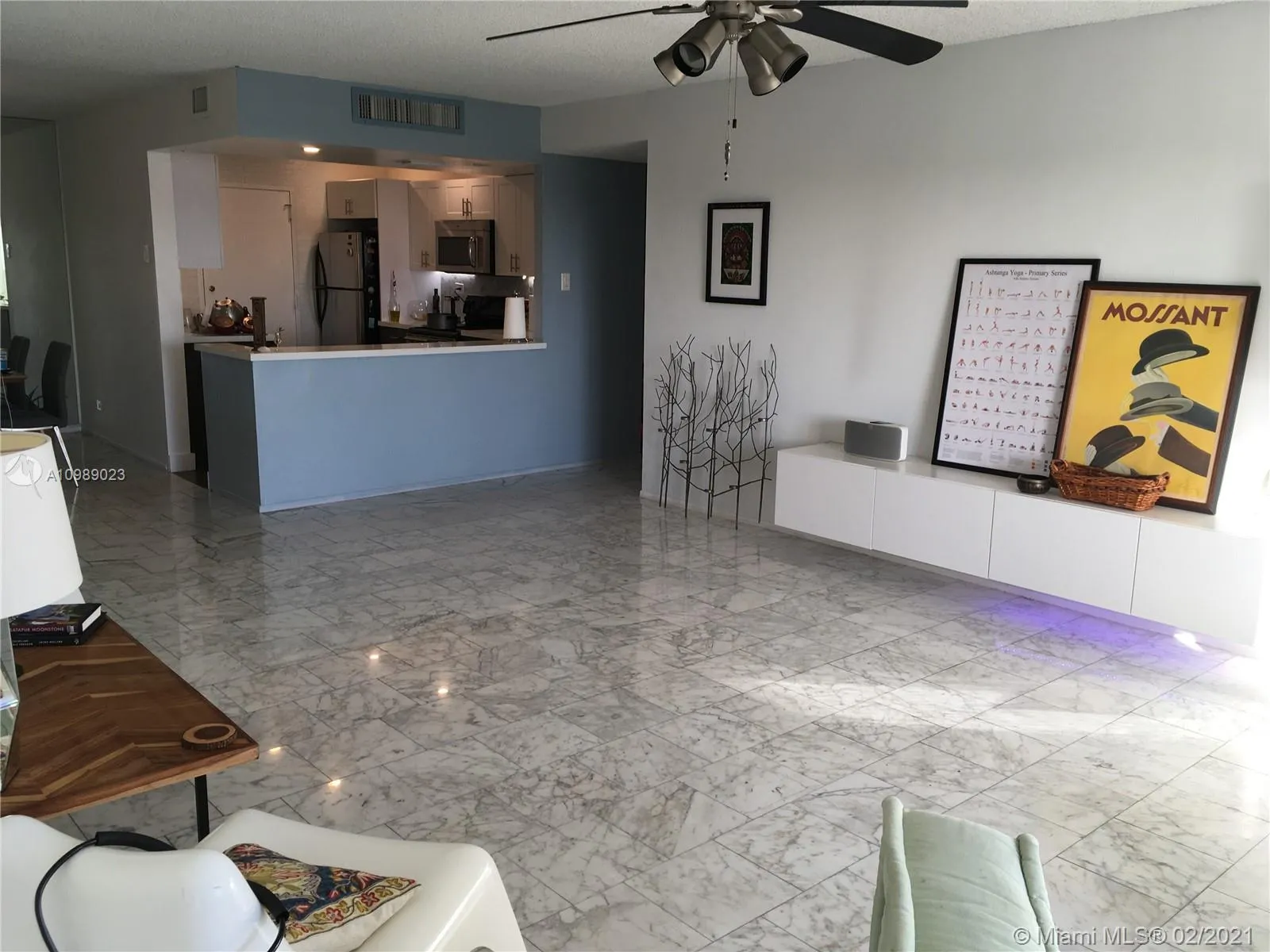 800 NE 195th St # 314, Miami FL 33179