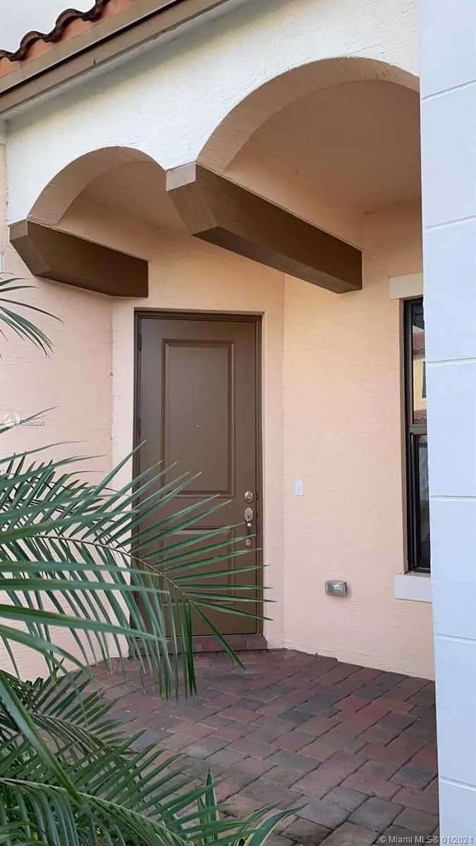 3 bedroom 2 bath for rent at 20962 NW 1st Dr, Pembroke Pines FL 33029