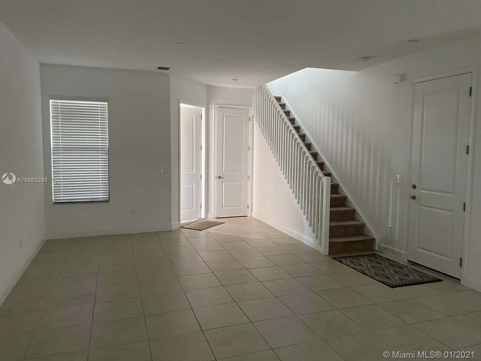 20962 NW 1st Dr, Pembroke Pines FL 33029