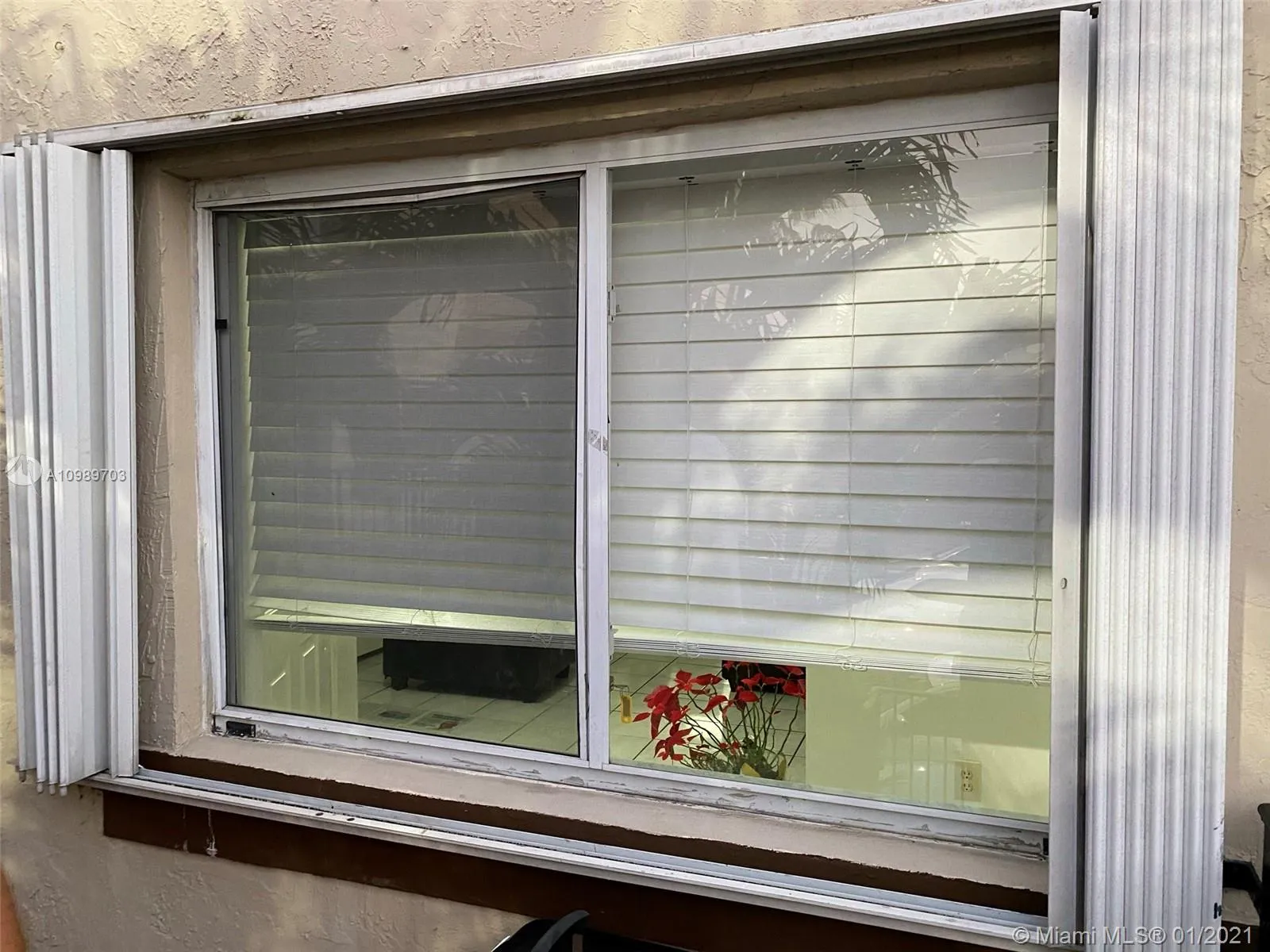 551 NW 82nd Ave # 519, Miami FL 33126