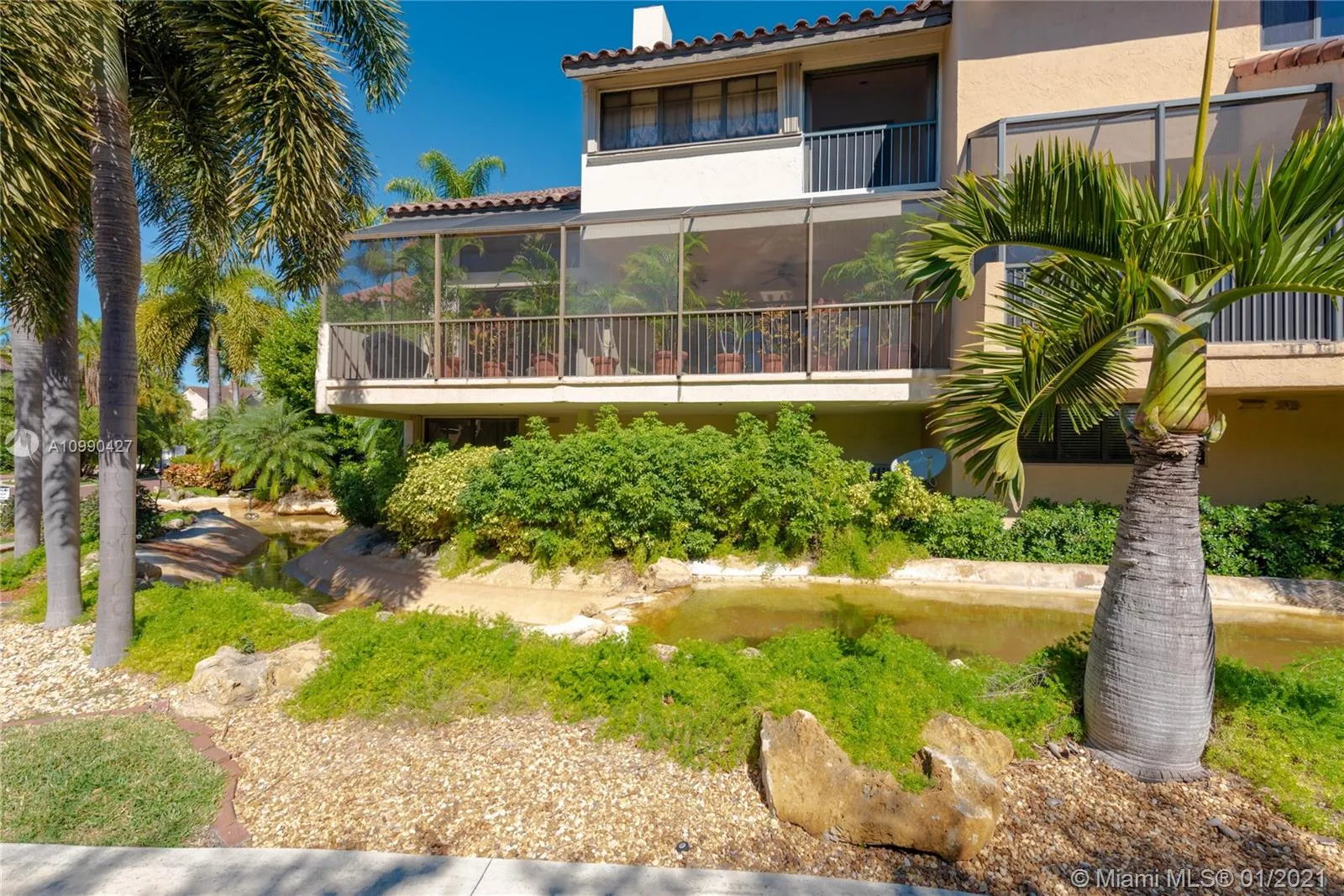 4 bedroom 4 bath for sale at 2000 S Bayshore Dr # 4, Coconut Grove FL 33133