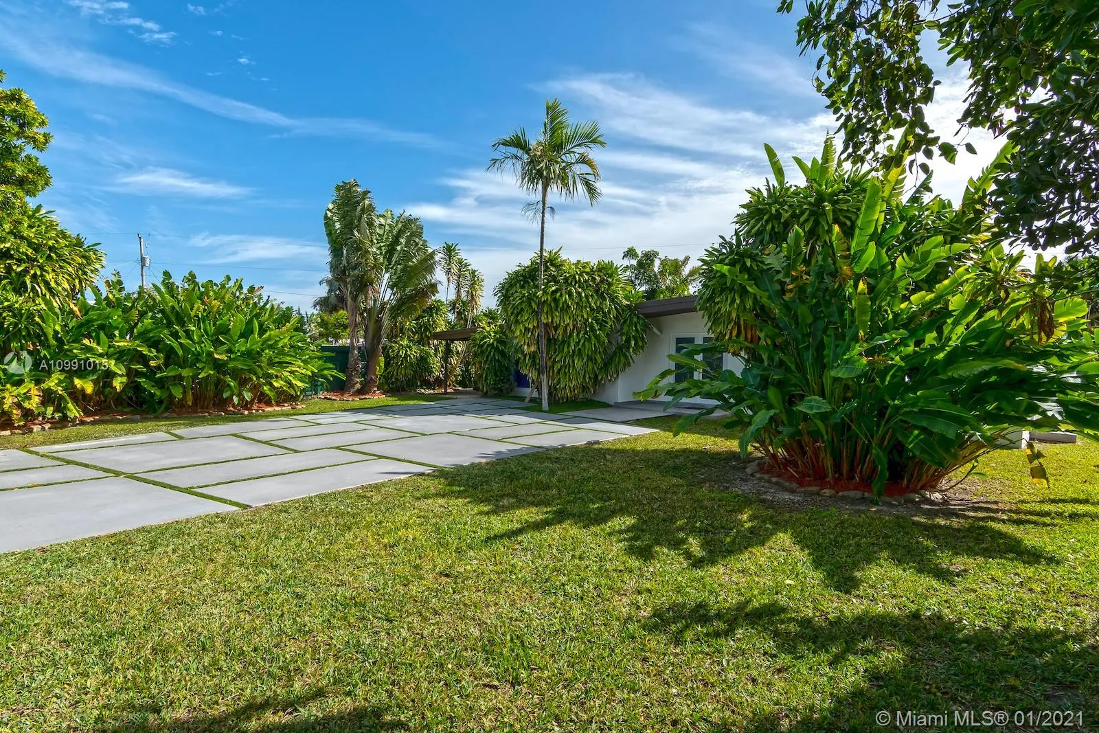 4651 SW 97th Ct, Miami FL 33165