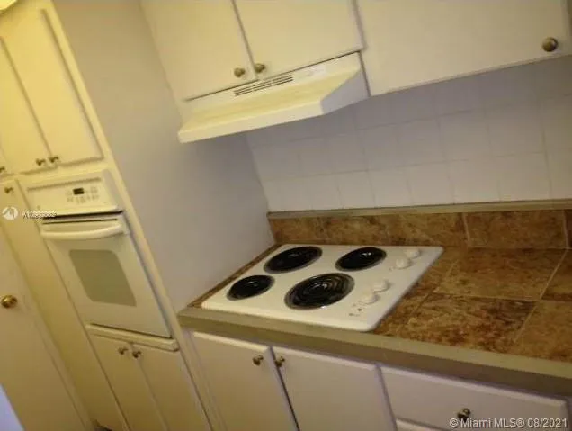 1200 West Ave # 524, Miami Beach FL 33139