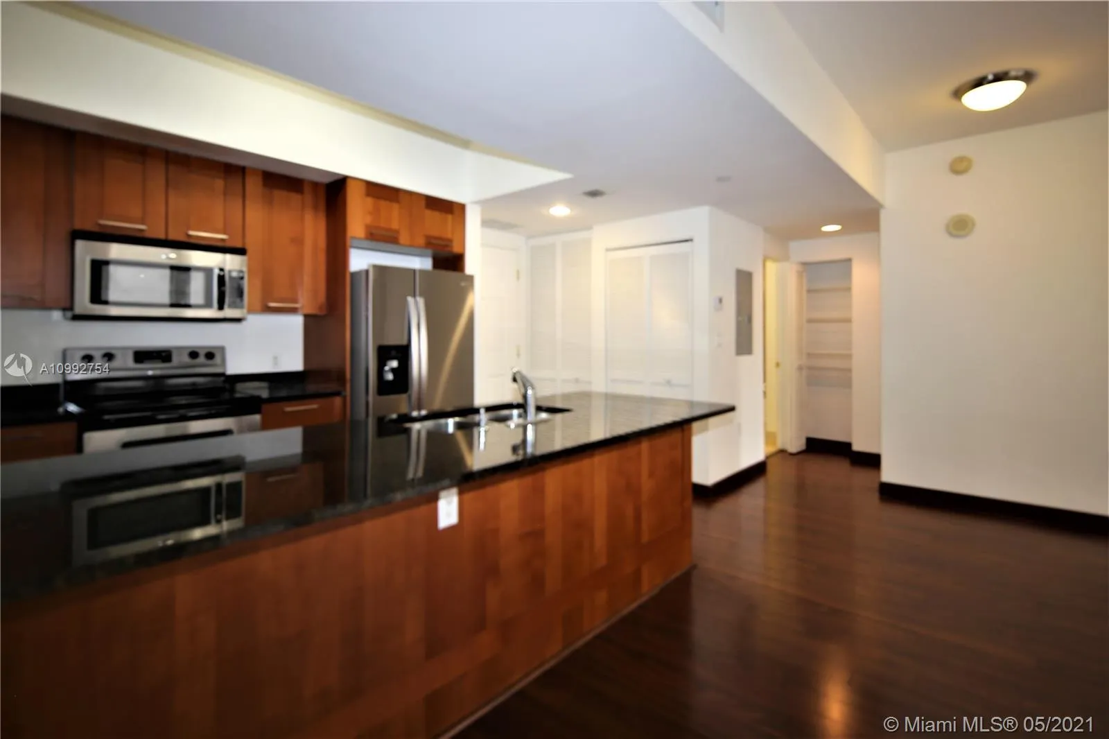 4100 Salzedo St # 411, Coral Gables FL 33146