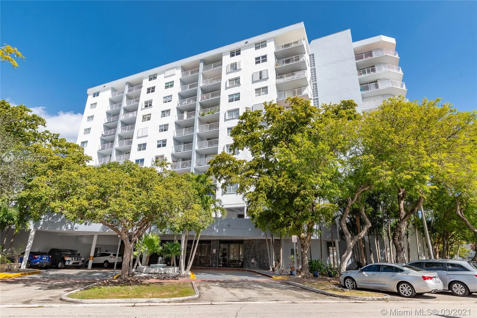 6900 Bay Dr # 4F, Miami Beach FL 33141