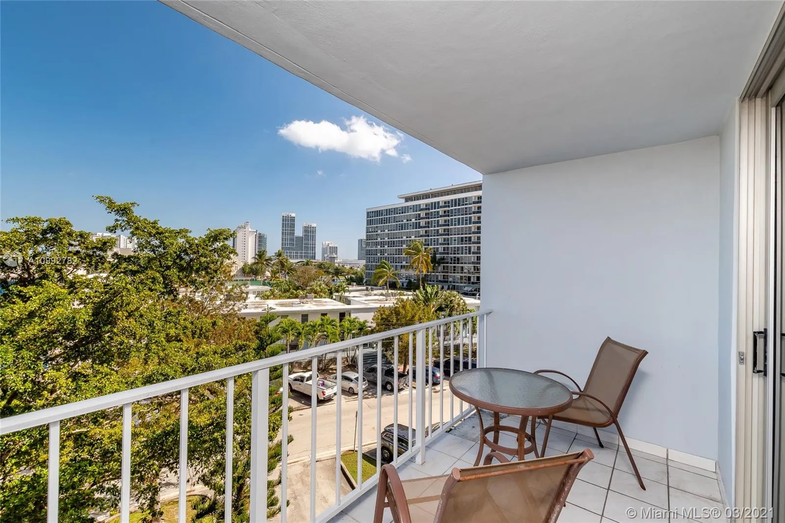 6900 Bay Dr # 4F, Miami Beach FL 33141