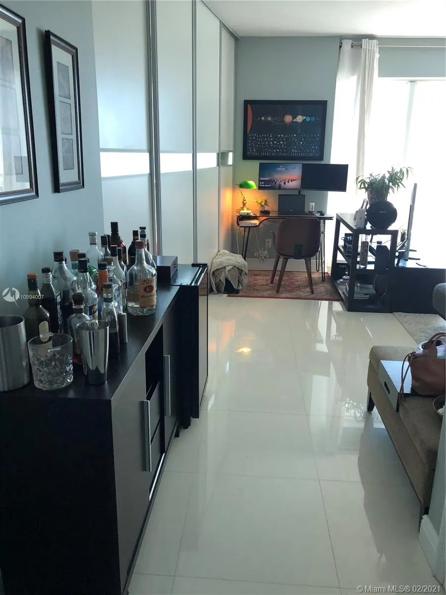 60 SW 13th St # 3603, Miami FL 33130