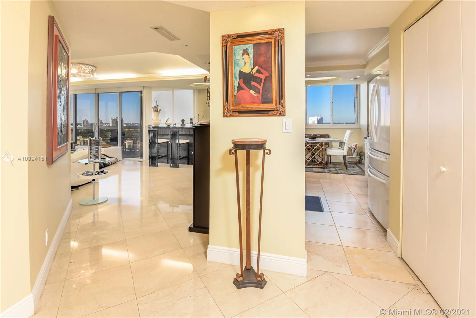 20185 E Country Club Dr, Aventura FL 33180