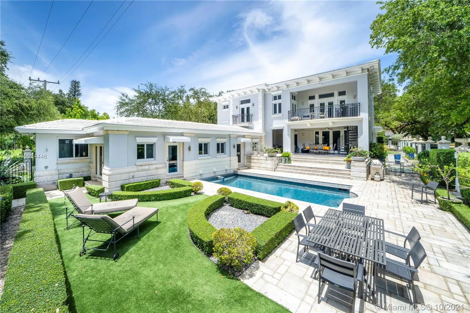 6 bedroom 6 bath for sale at 3916 Granada Blvd, Coral Gables FL 33134