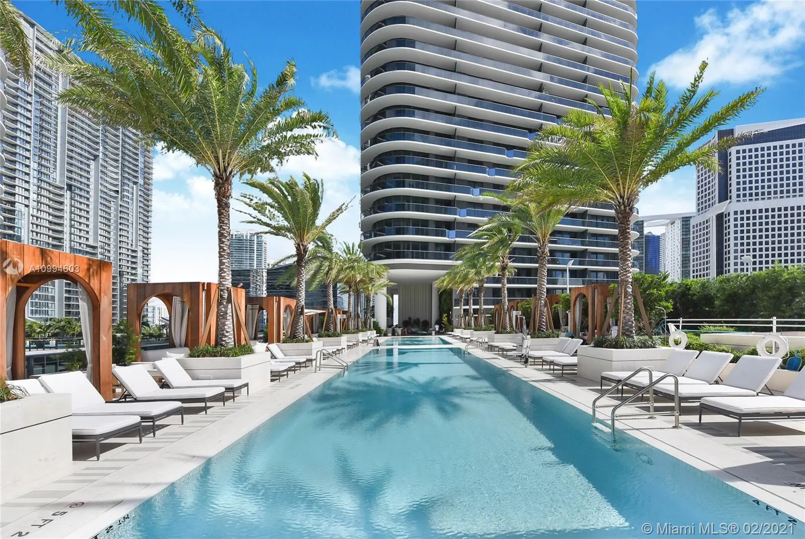 1 bedroom 2 bath for sale at 801 S Miami Ave # 4106, Miami FL 33130