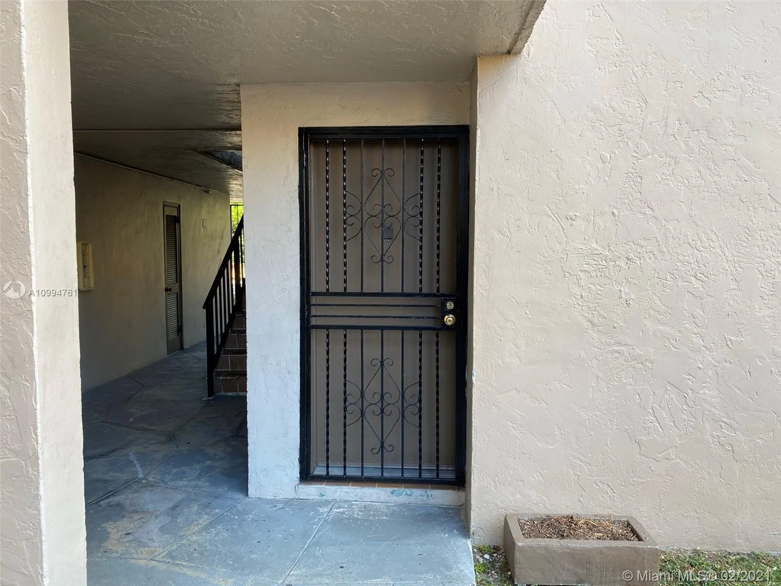 816 NW 87th Ave # 107, Miami FL 33172