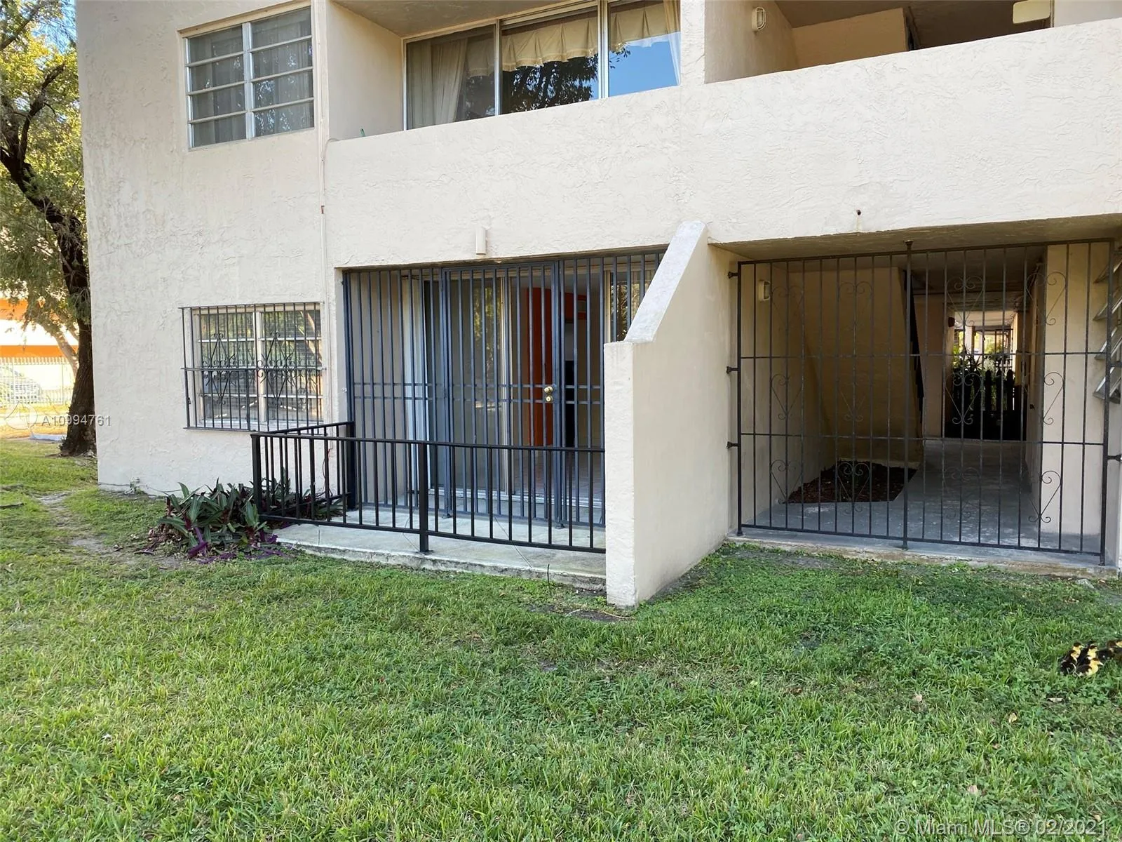 816 NW 87th Ave # 107, Miami FL 33172