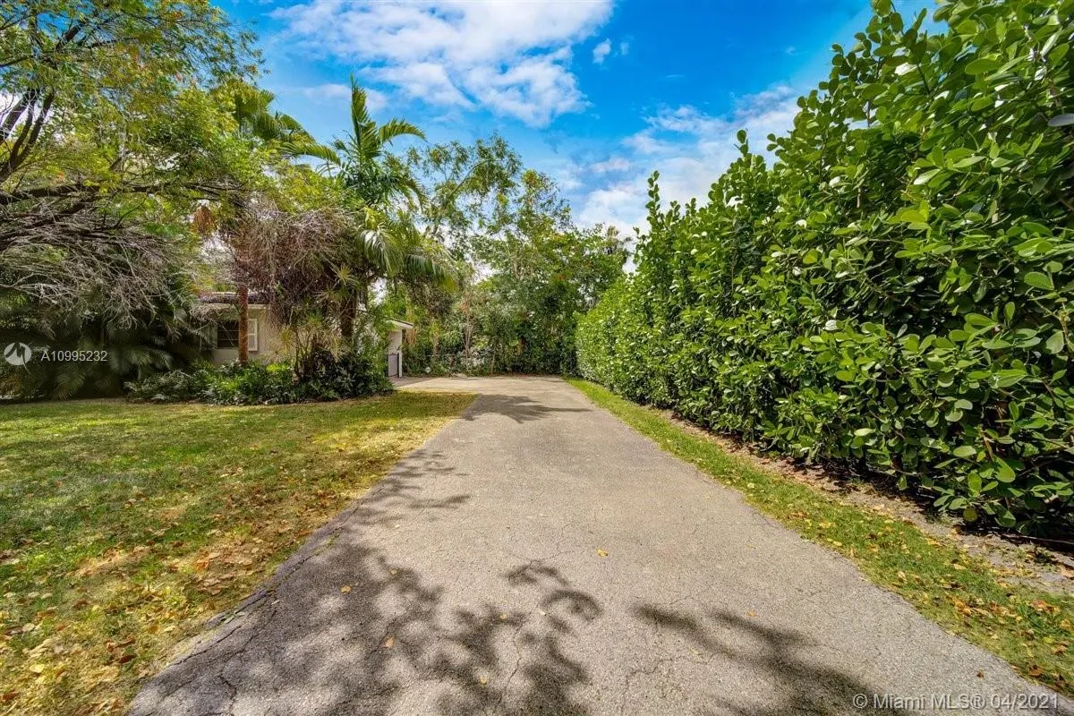 916 Milan Ave, Coral Gables FL 33134