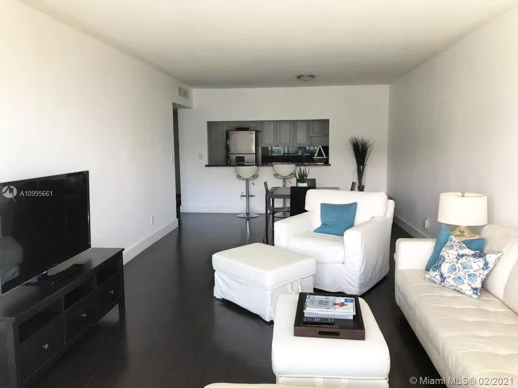 19380 Collins Ave # 1414, Sunny Isles Beach FL 33160