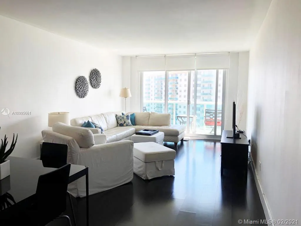 19380 Collins Ave # 1414, Sunny Isles Beach FL 33160
