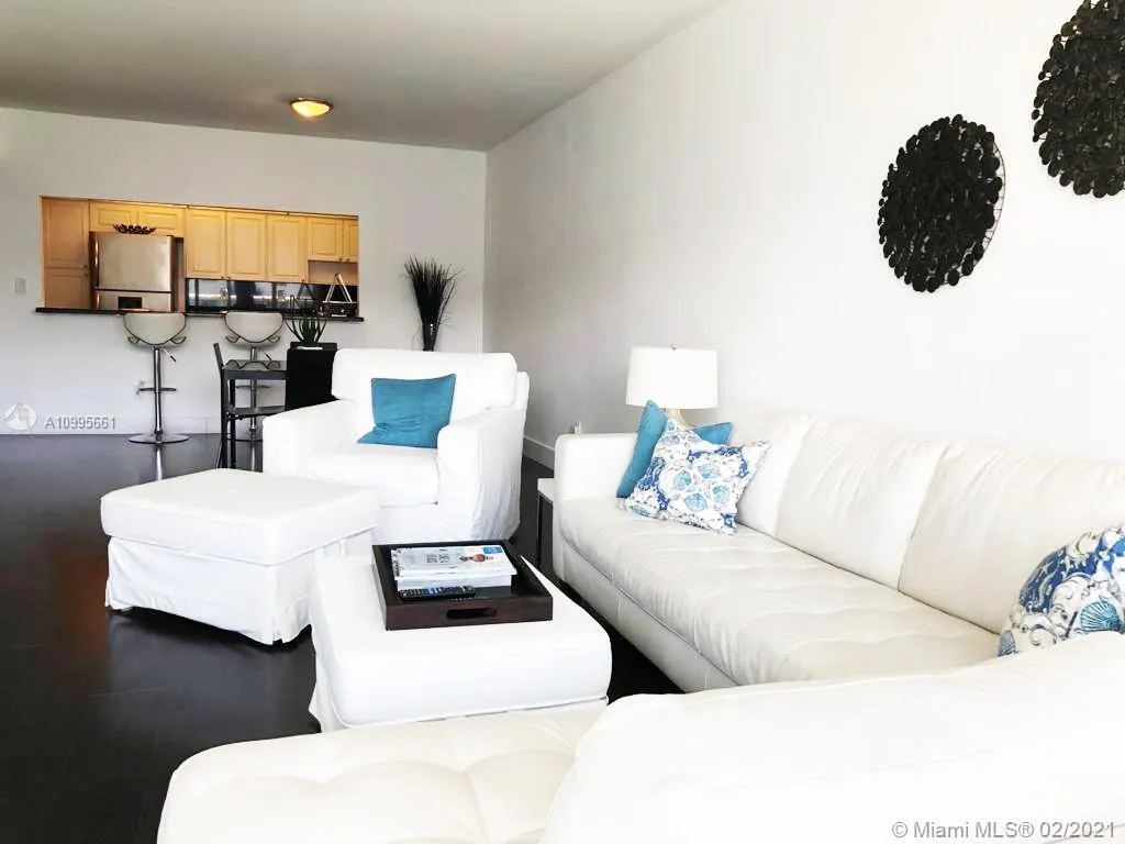 19380 Collins Ave # 1414, Sunny Isles Beach FL 33160