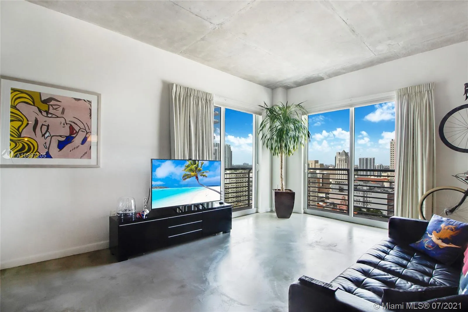 234 NE 3rd St # 2207, Miami FL 33132