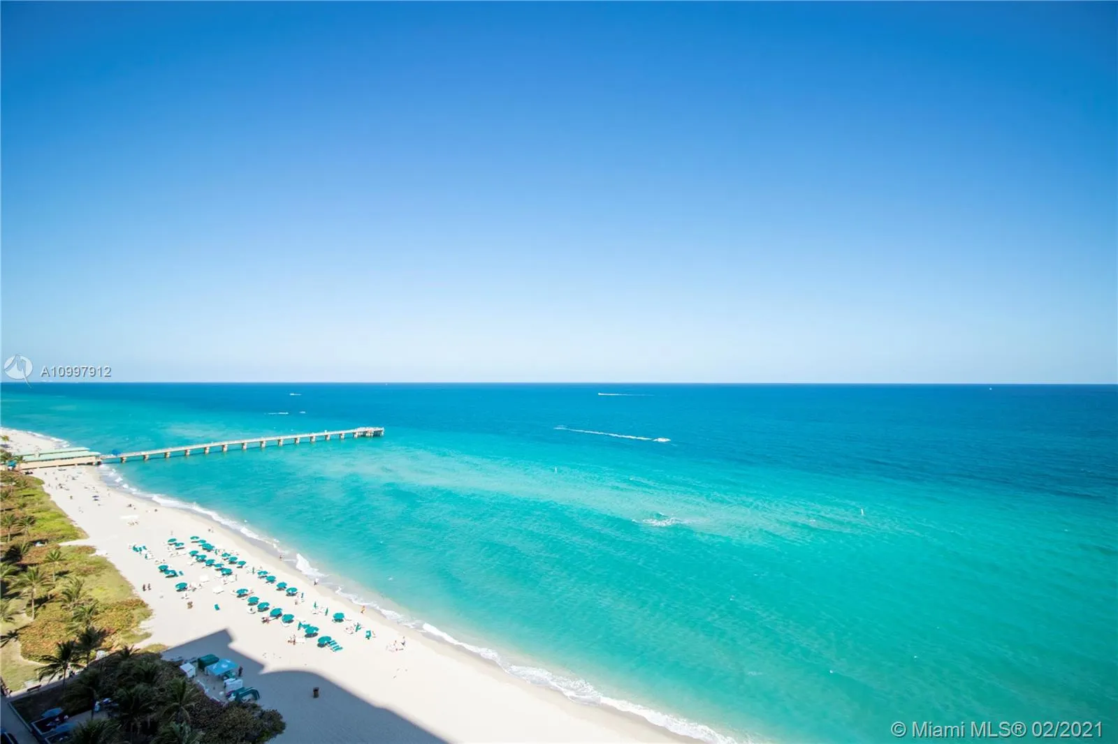 3 bedroom 3 bath for sale at 16275 Collins Ave # 1501, Sunny Isles Beach FL 33160