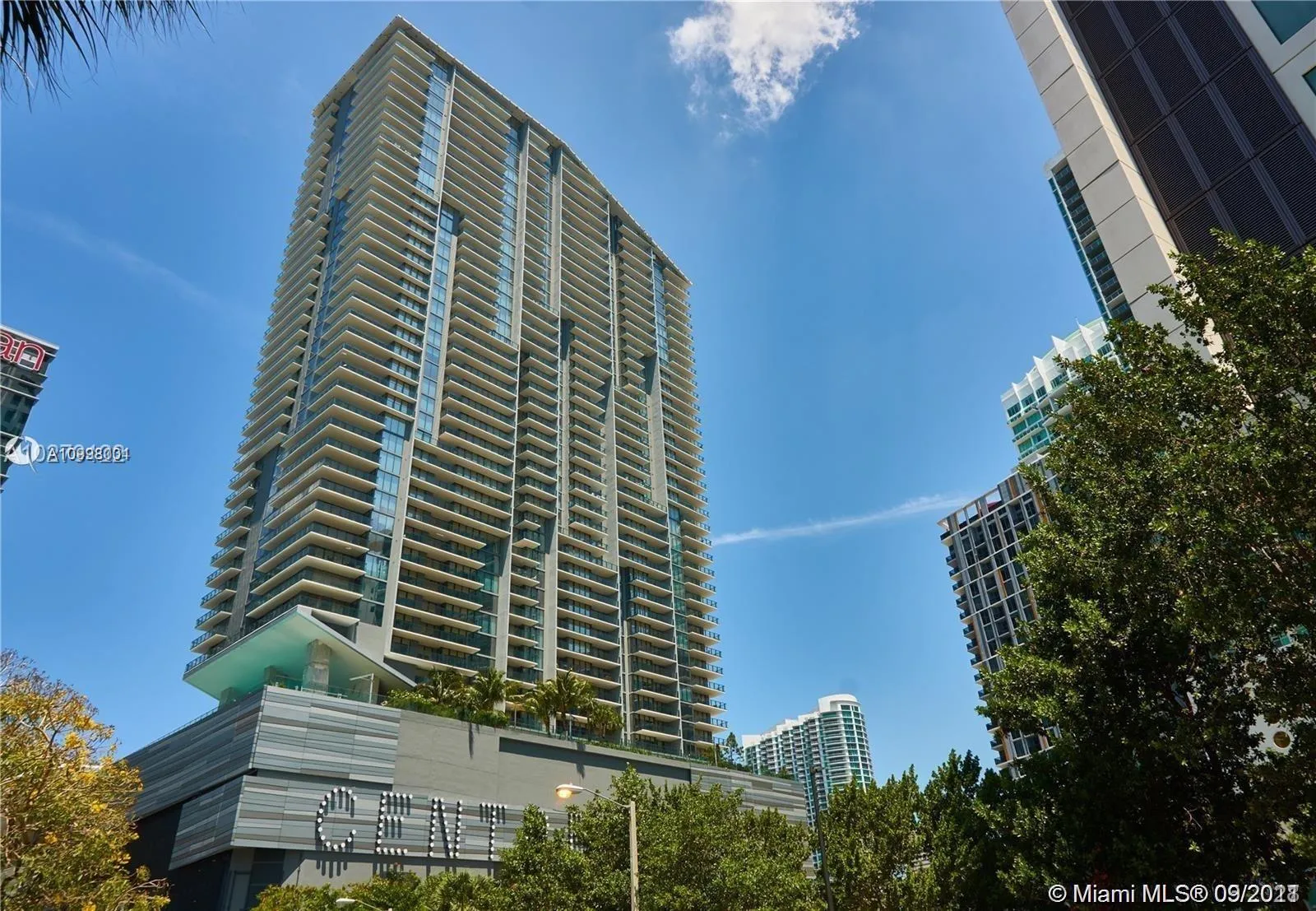 2 bedroom 2 bath for sale at 88 SW 7th St # 2411, Miami FL 33130