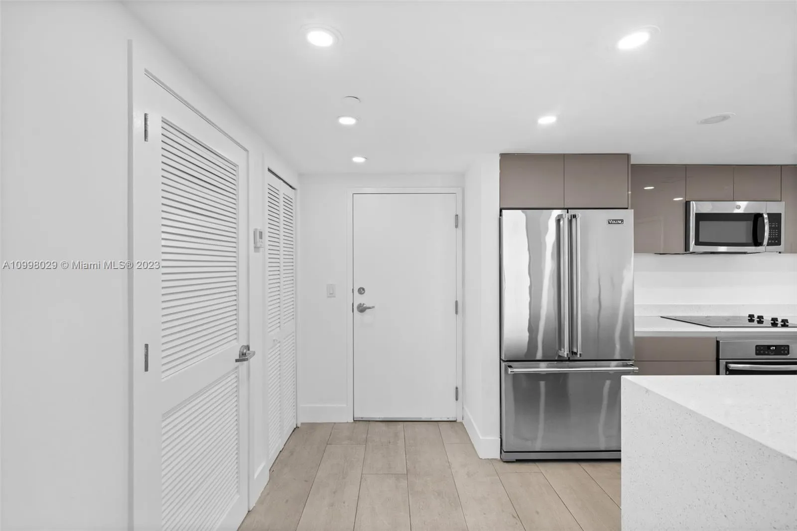 13800 Highland Dr # 504, North Miami Beach FL 33181