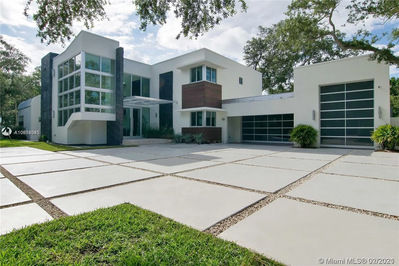 6301 SW 114th St, Pinecrest FL 33156
