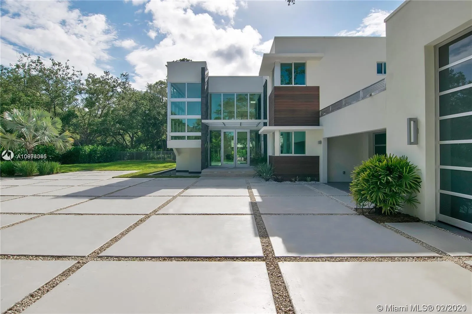 6301 SW 114th St, Pinecrest FL 33156