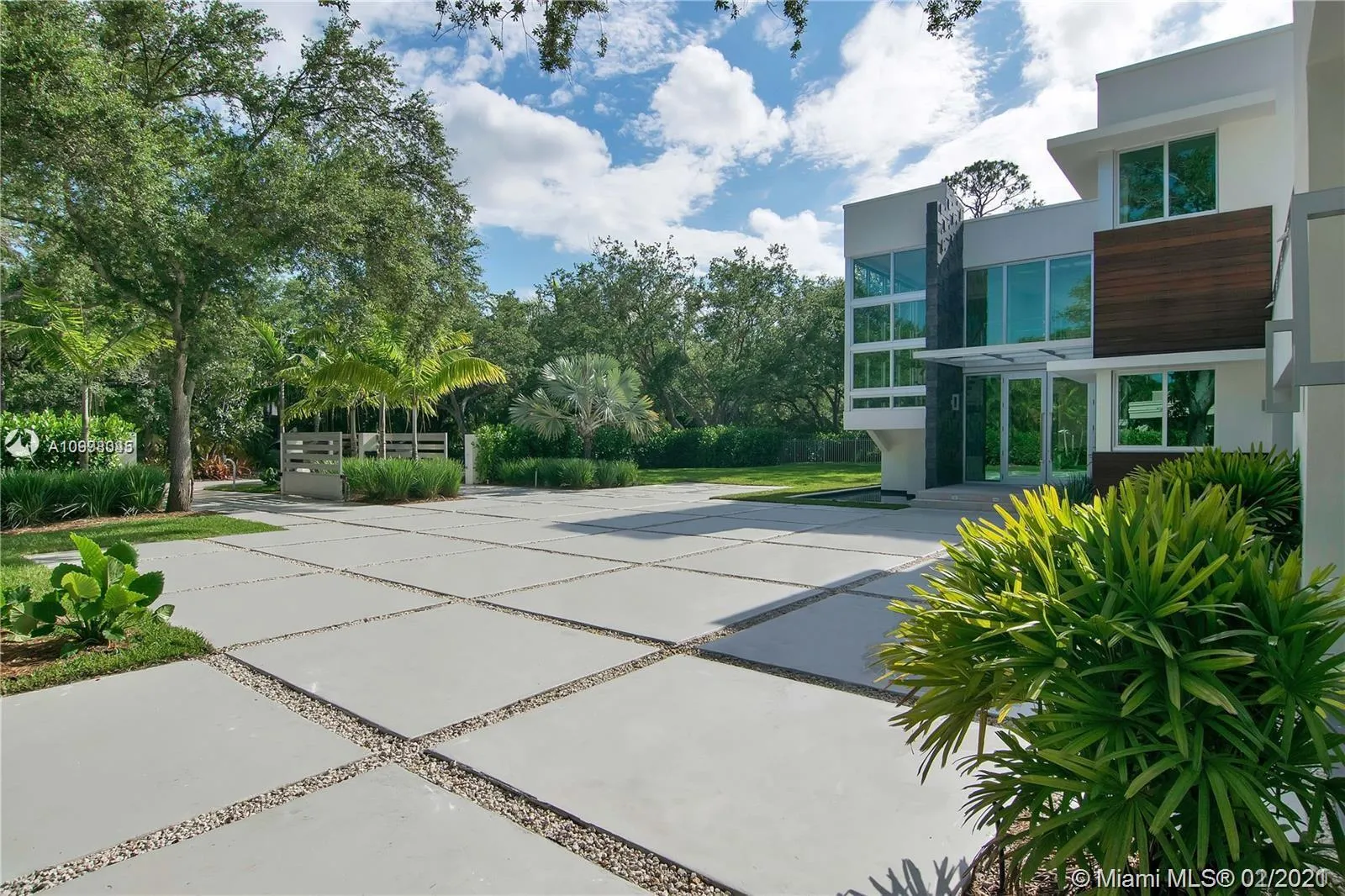 6301 SW 114th St, Pinecrest FL 33156