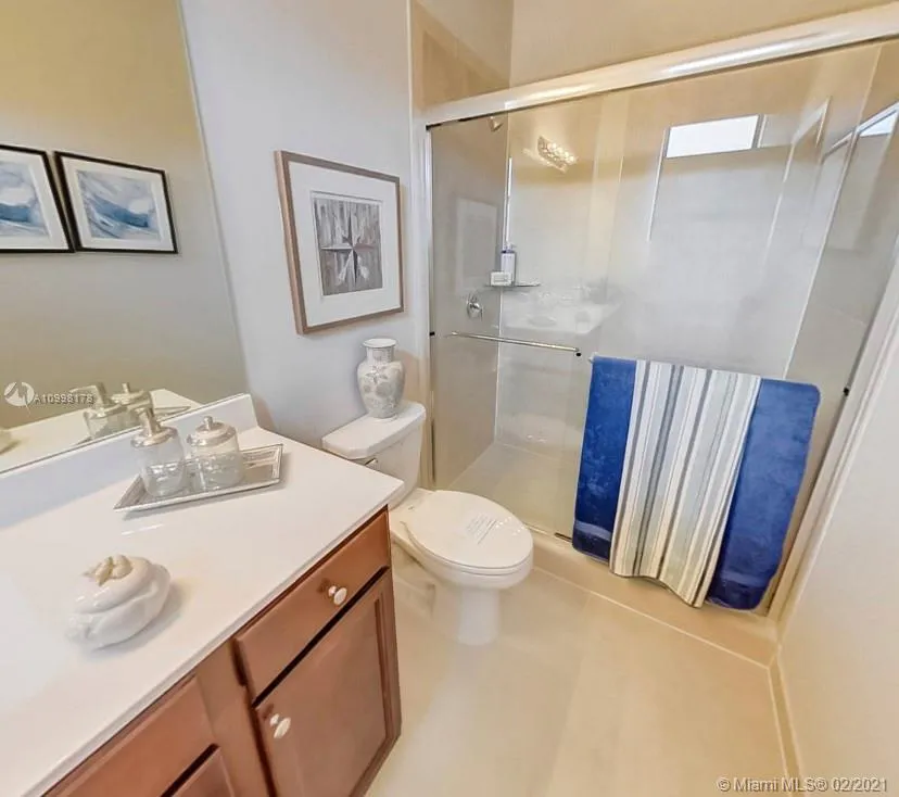 10861 W 32nd Ln # 10861, Hialeah FL 33018